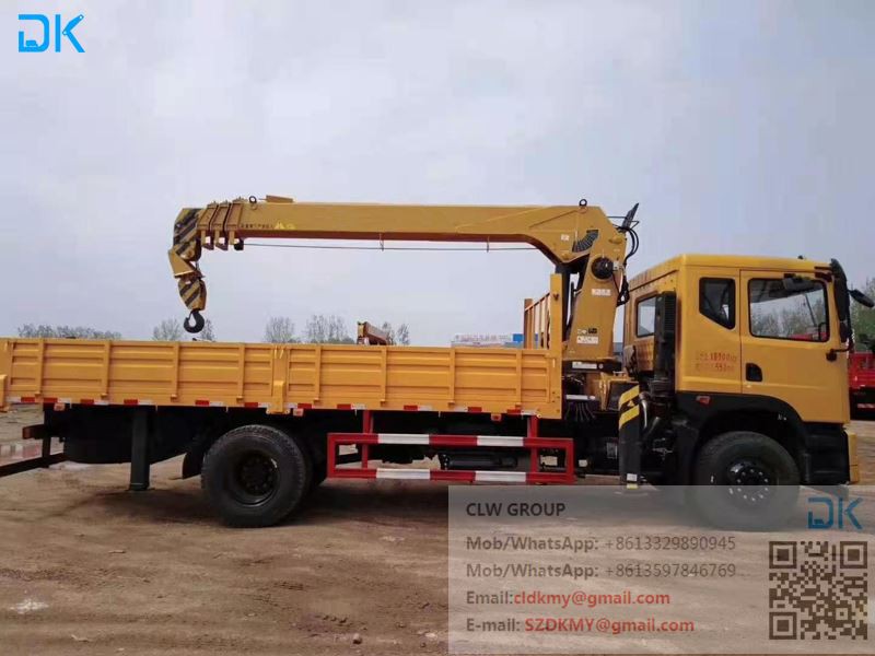 truck-mounted crane 13